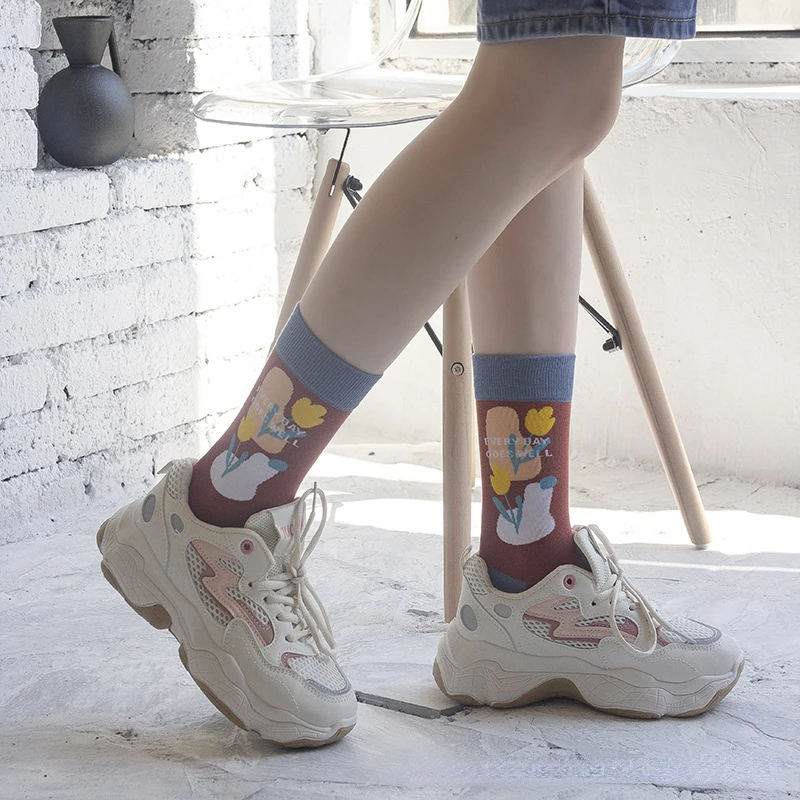 Nové módne značky, ponožky kvet mid-tube bavlna trend ponožky dlhé trubice červené športové ponožky Obrázok 4