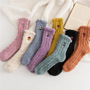 Kawaii Cartoon Vyšívané Výraz Ženy Chlpaté Ponožky Hrubé Teplé Roztomilý Úsmev na Tvár Vlna Domov Poschodí Spánku Fuzzy Ponožky calcetines