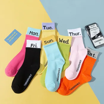 Na jar A v Lete Farby Zodpovedajúce Ponožky dámske Dvojité Luokou vata Farba Šport A Voľný čas Študentov Týždeň Ponožky In Trend