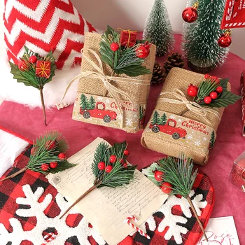 Umelé Borovica Pobočiek Vianočné Červená Stamen Bobule Pobočky Na Vianočný Strom Dekorácie DIY Darčeky Boxy Package Ovocie Veniec