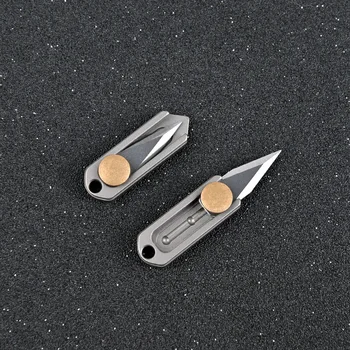 Čistý Titanium12138 Mini Push Nôž Keychain Prívesok Vybalenie Express Otvorenie